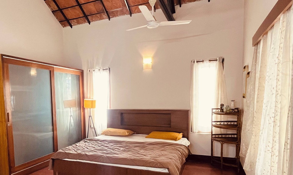Agara Villa | Private room in a cheerful bunglow