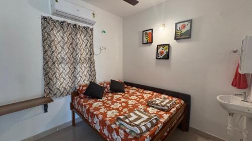 Perungalathur House | property is not bookable