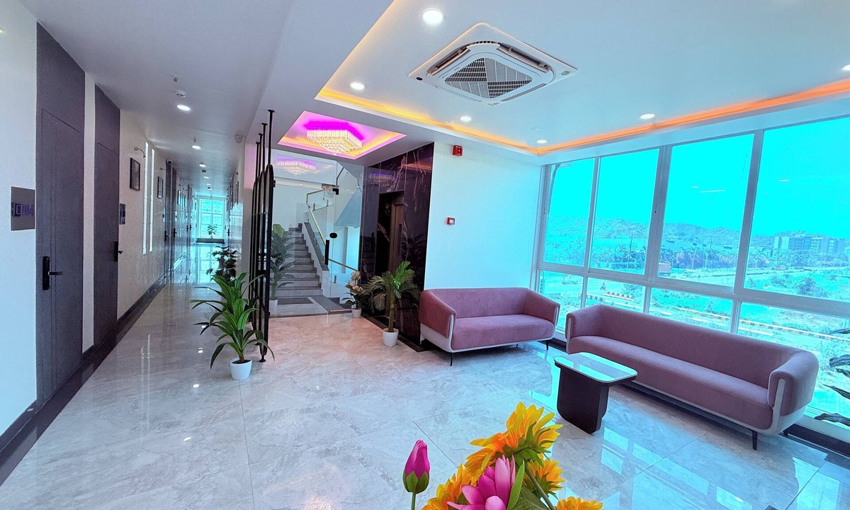 Khalapur Hotel | PURPLE LOTUS SUITES