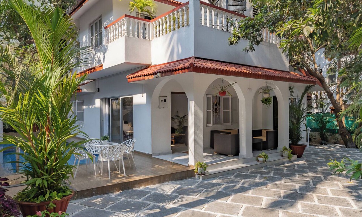 Bastora House | Quiet & Serene pool villa in the heart of Goa private pool/kids pool/patio/lawn