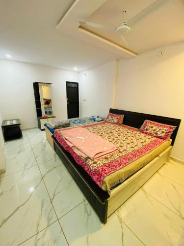 Rajpipla House | Radheshyam Homestay