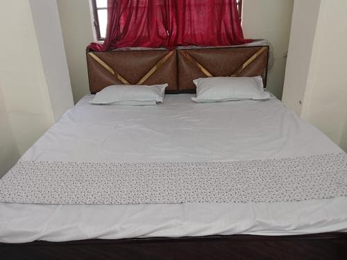 Ajmer House | RADHIKA P guest house