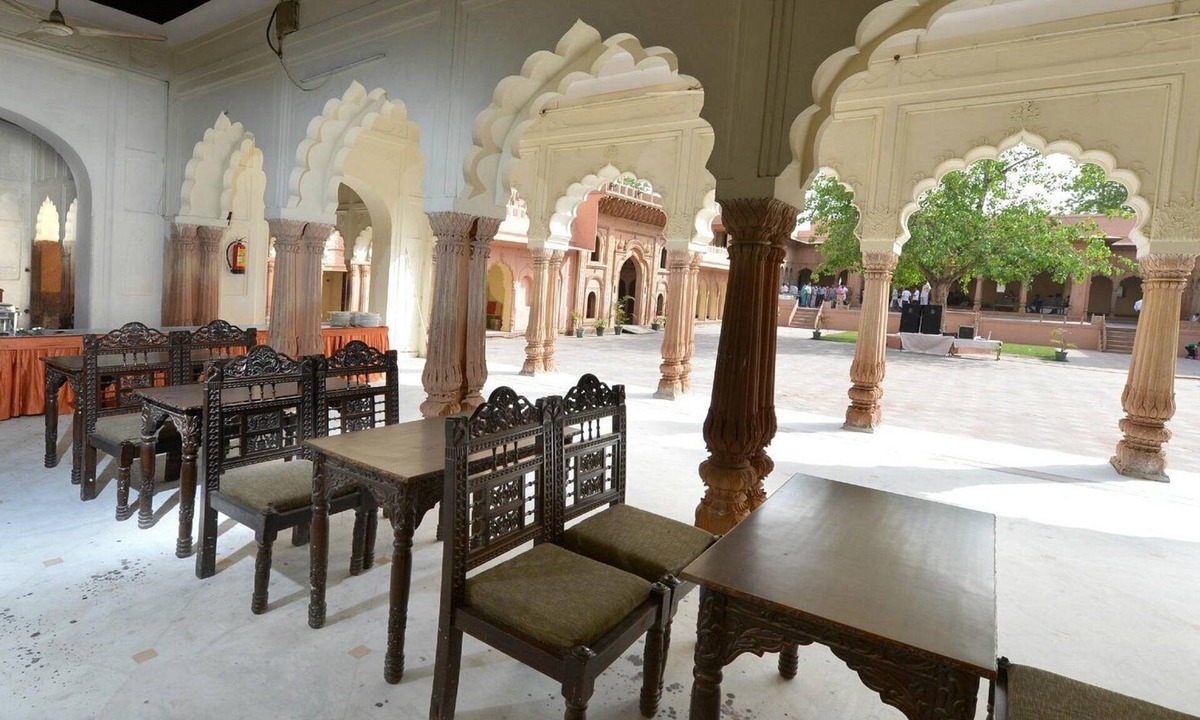 Ballabgarh Hotel | Raja Nahar Singh Palace