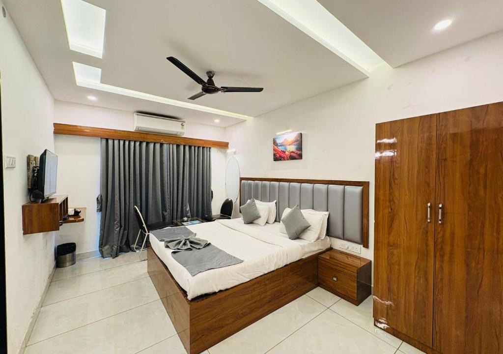 Rao Colony Hotel | Rajdhani Resort Lonavala