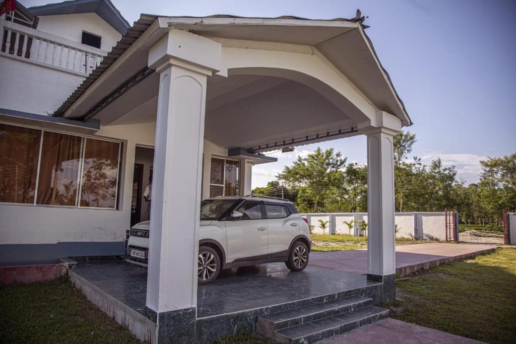 Uttar Kalamati Hotel | Ramsai Tea & Wildlife Resort