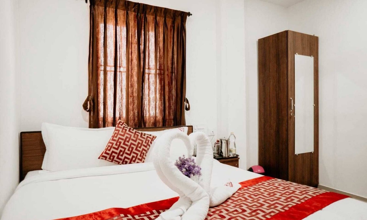 Perundurai Hotel | RD Hotel Head Office