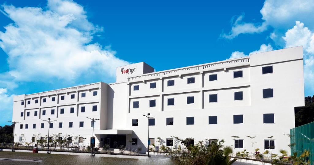 Bullawala Hotel | Red Fox by Lemon Tree Hotels, Dehradun