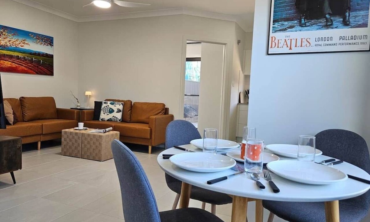 Box Hill House | RedFlames Retreat@Gables/BoxHill/Marayla/RouseHill