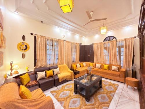 Koramangala 4th Block Villa | Regal Saphire 5 Bhk Luxury Villa