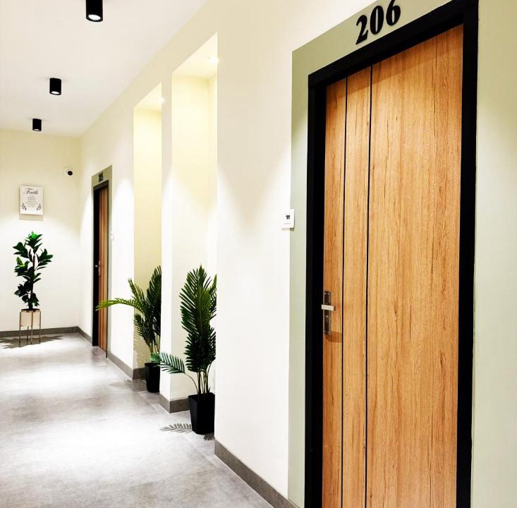 West Mambalam Hotel | Rehoboth Signature Luxury Stay