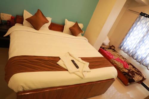 Thalayathimund Hotel | Relax Residency Ooty - Near Coonoor Road