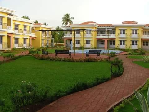 Fatona Apartment | Reliance Seamist COLVA