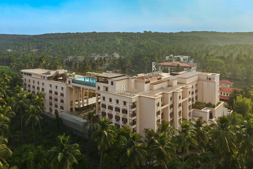 Arpora Hotel | Renaissance Goa Hotel