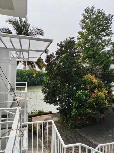 Thalassery House | Retreat Rivera where Serenity Meets the River