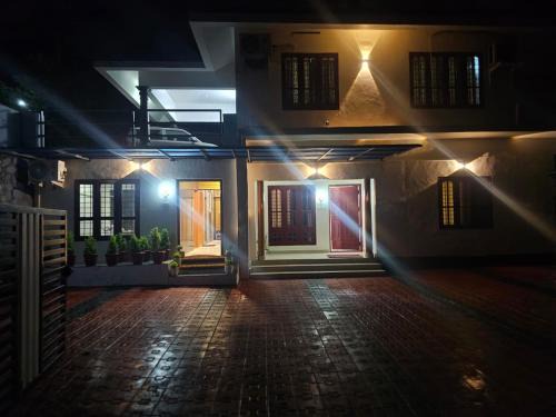 Tiruvalla House | Richard's Homestay -Classy AC Rooms