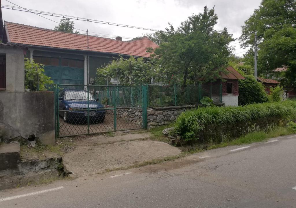 Ilovita House | River house