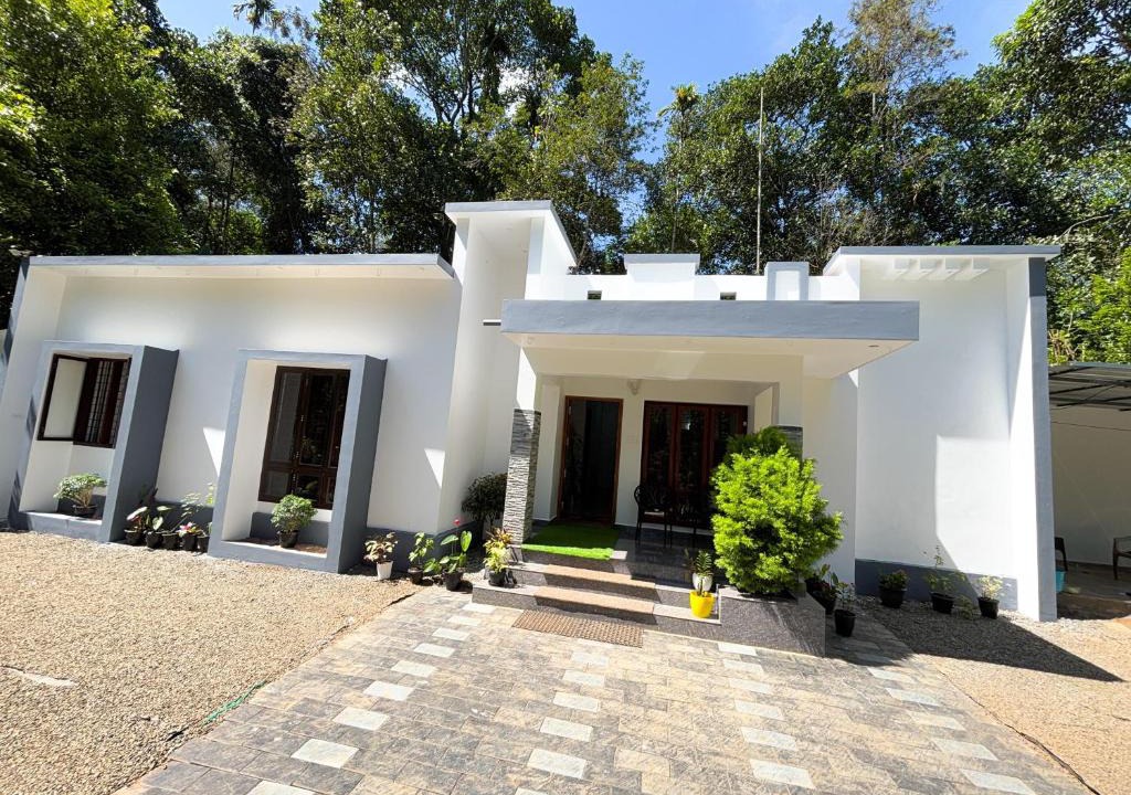 Kunchithanny Villa | Riveria Village Munnar