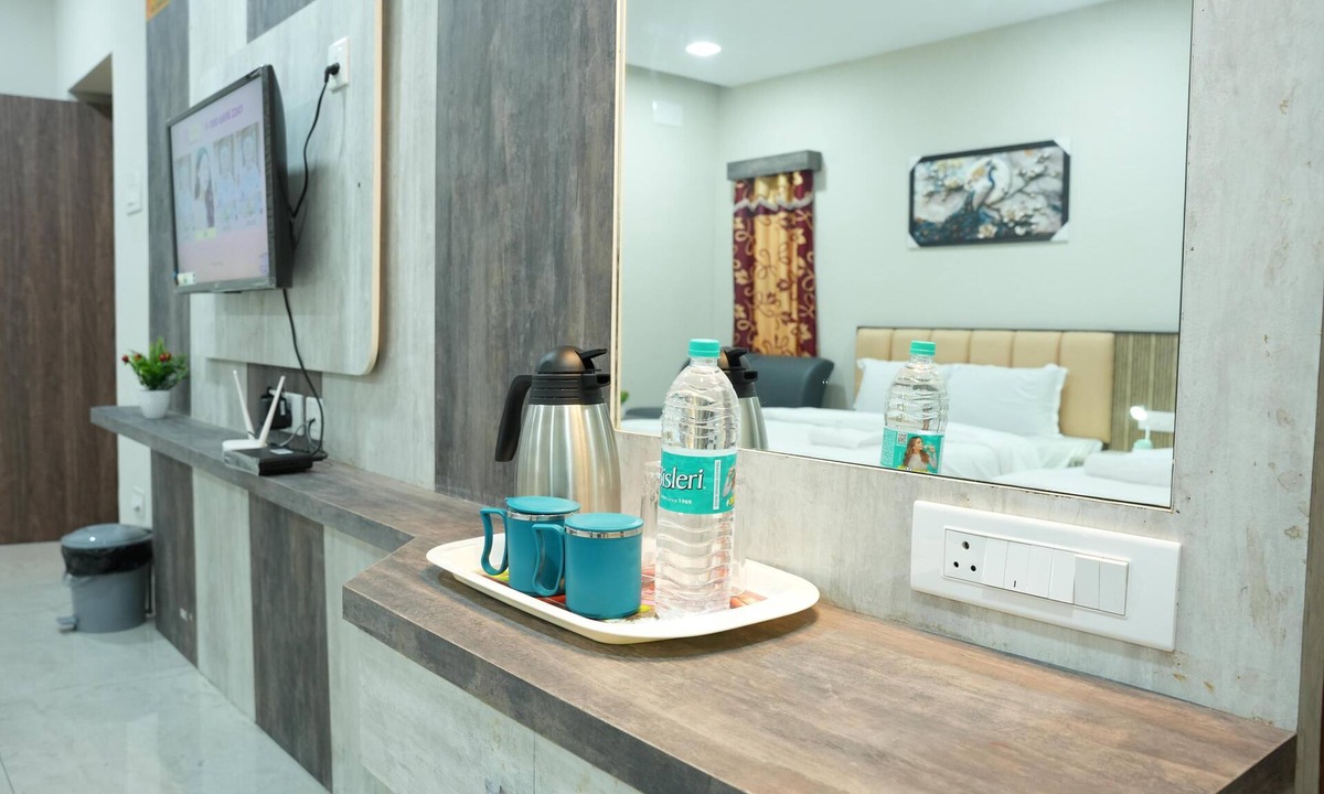 Vellore Hotel | RMV Inn