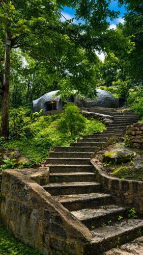 Devikolam Villa | Rock Cave Villa Mamalakandam