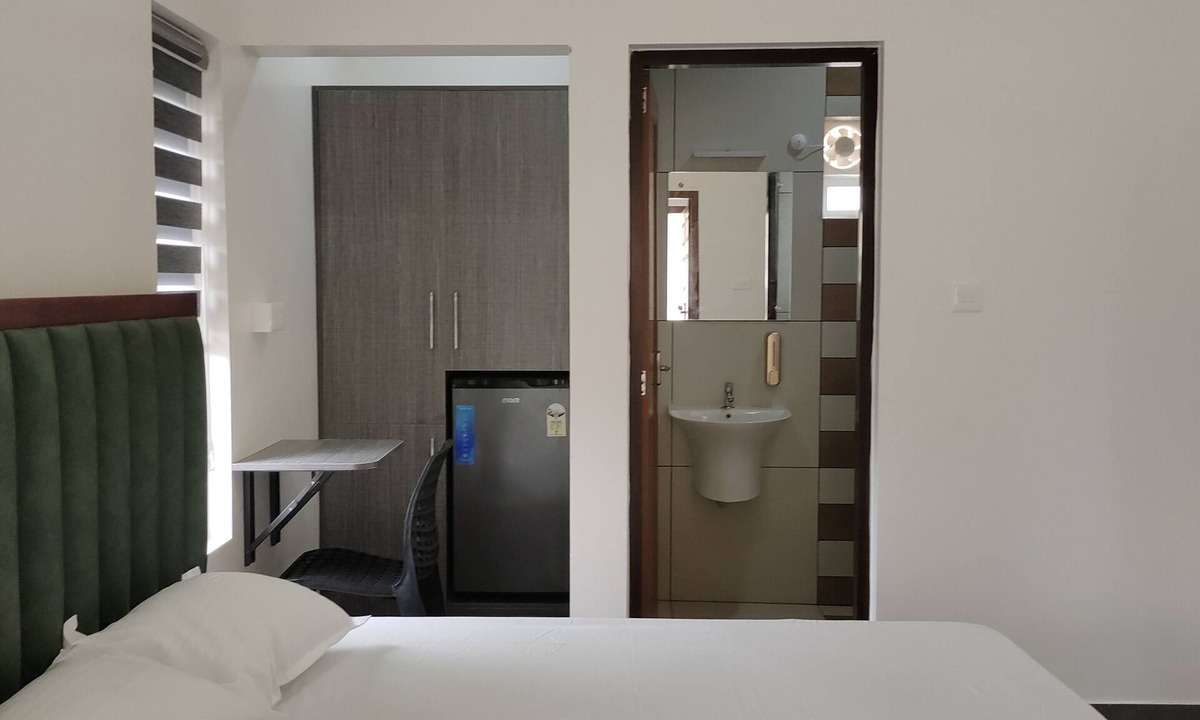 Sea View Ward Bed & Breakfast | Room 1. Dune Homes. Bed and Breakfast Homestay