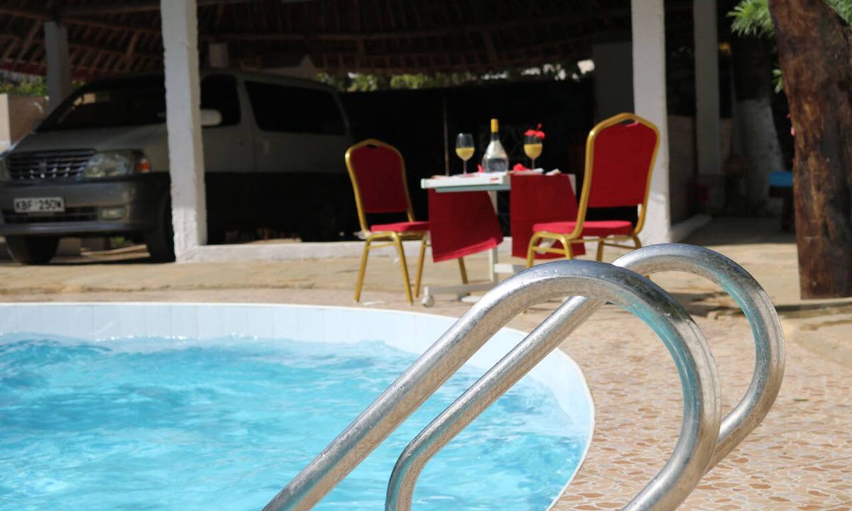 Mombasa Villa | Room-a Wonderful Beach Property in Diani