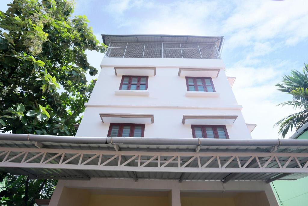 Thiruvananthapuram House | Room in Apartment - Peace Rooms trivandrum