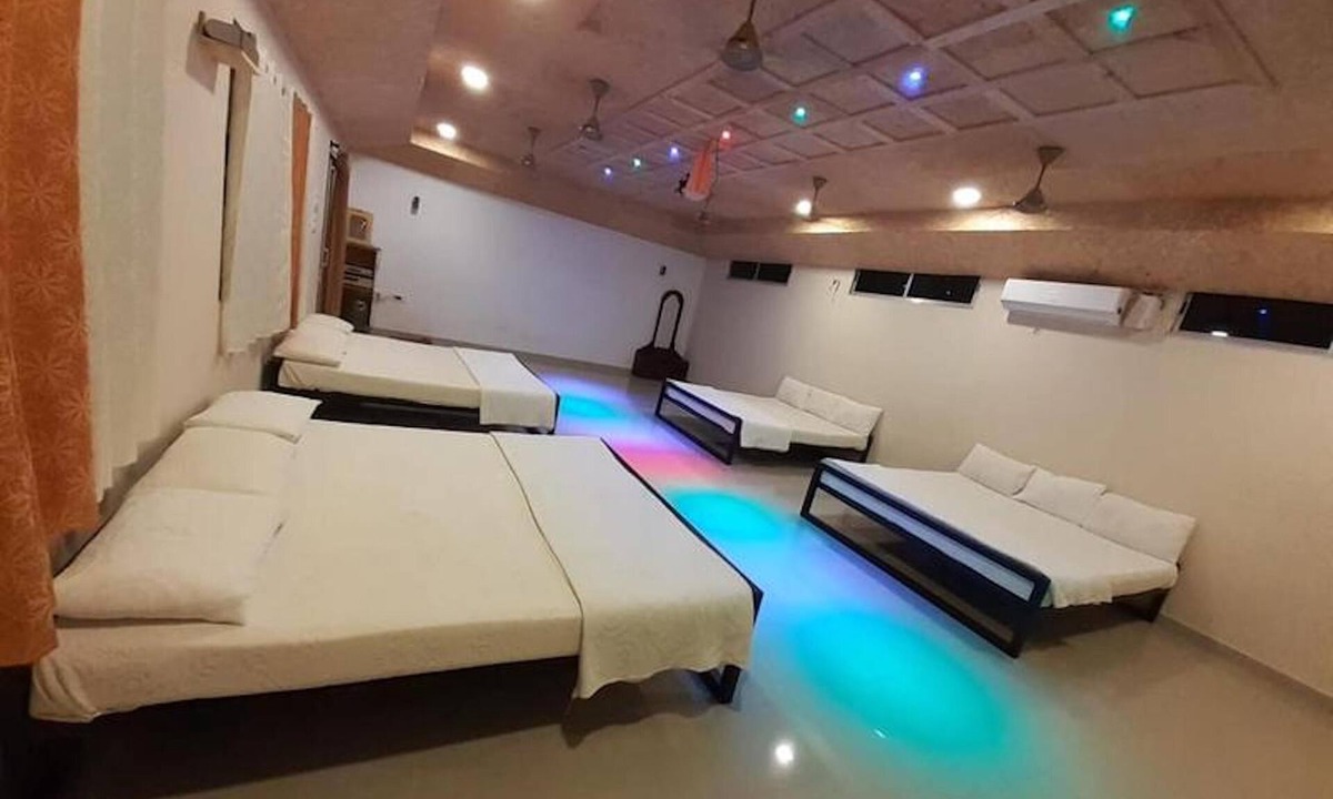 Anaimalai House | Room in Lodge - Royal Cottage, Anaimalai Room 7