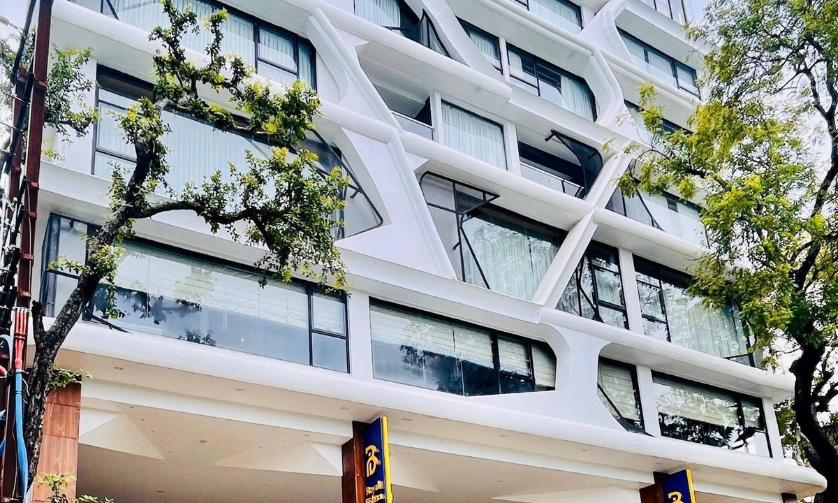 Berhampore Hotel | Royal Bishnu