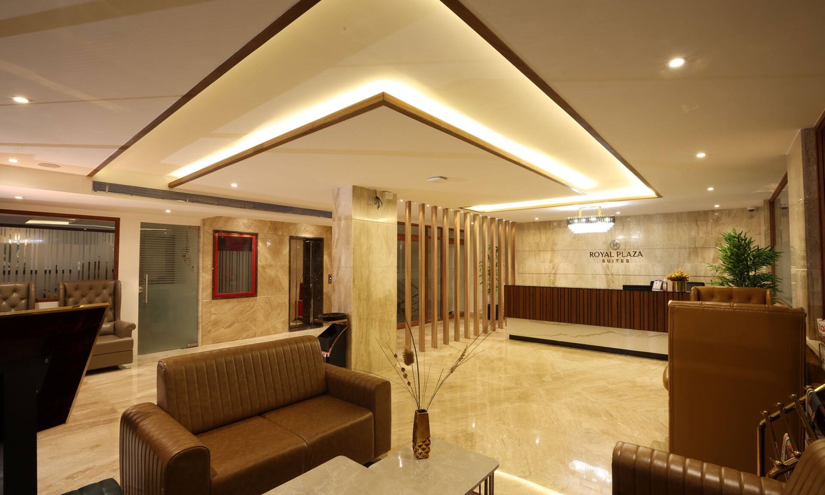 Hampankatta Hotel | Royal Plaza Suites by RAK Rooms