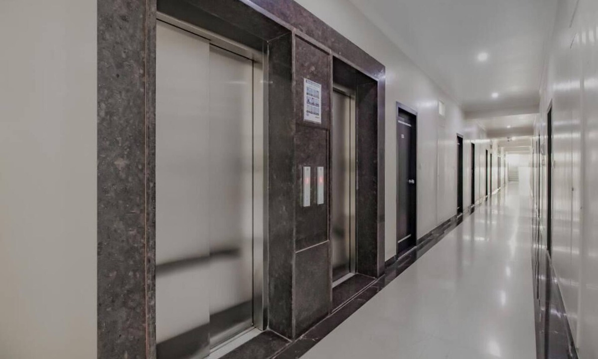 Gandhi Nagar Hotel | Royal Regency Lodge
