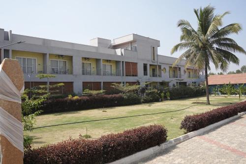 Narasapura Resort | Royal Roots Resorts