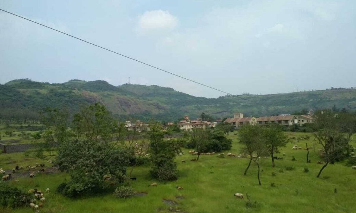 Kune N.m. Villa | Royal Villa 3 - 3 BHK bungalow with Swimming Pool