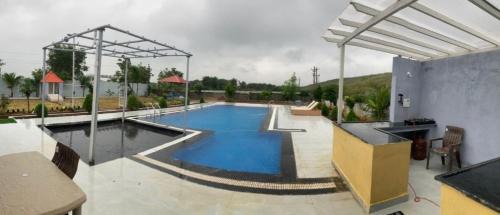Gajwel House | Rp's Swarga Lake front Family Farmhouse