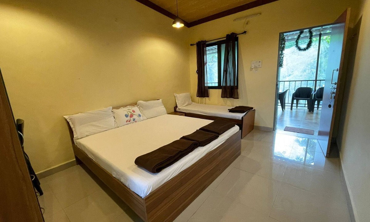 Bhiwandi Hotel | RS Farms