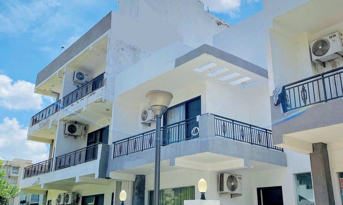 Vrindavan Villa | Rudra inn 3BHK Villanear All Mandirs Vrindavan