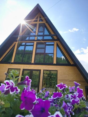 Cozanesti Ski Chalet | Rusca Retreat