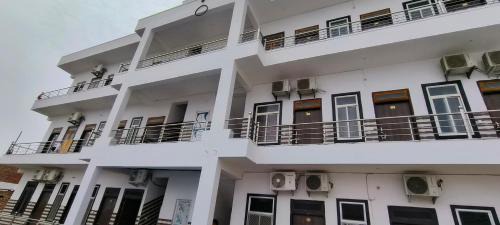 Khatu House | S D Guest House