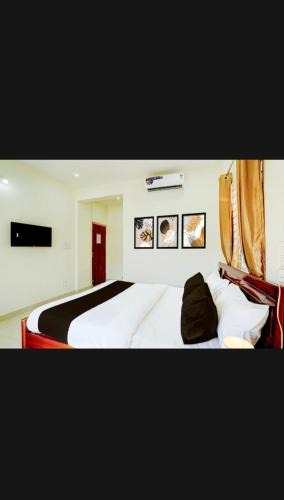 Narasapura Hotel | S G R Paradise