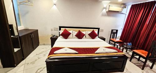Udupi Hotel | SAADHANA COMFORTS LODGE