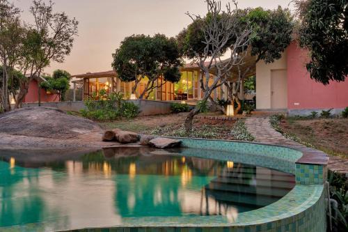 Ramanagara Villa | SaffronStays Chandra Amara