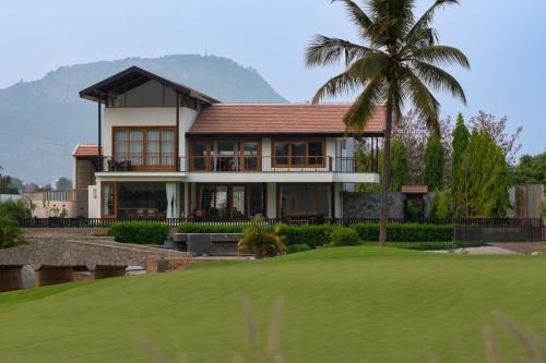 Kodalagurki Villa | SaffronStays Niranta- Villa in Golfshire, Nandi Hills