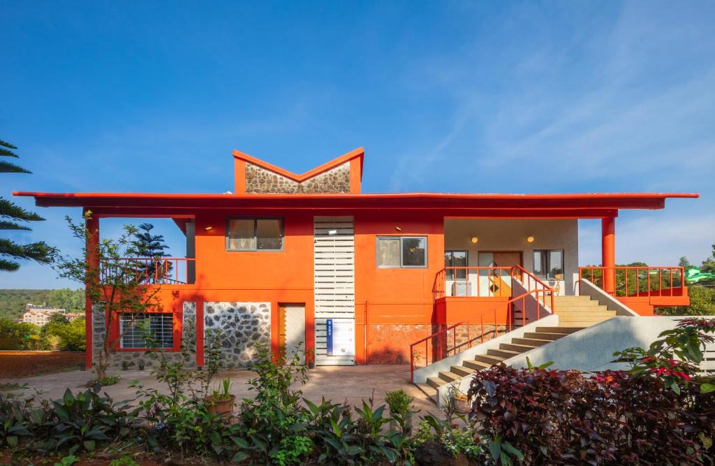 Mahabaleshwar Villa | SaffronStays RedFields By Venna River - luxury villa amidst strawberry farms