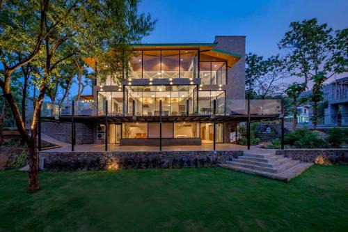 Lonavala Villa | SaffronStays Sonnet - 4BR veg pool villa with grand piano, theater, lawn & mountain views near Mumbai