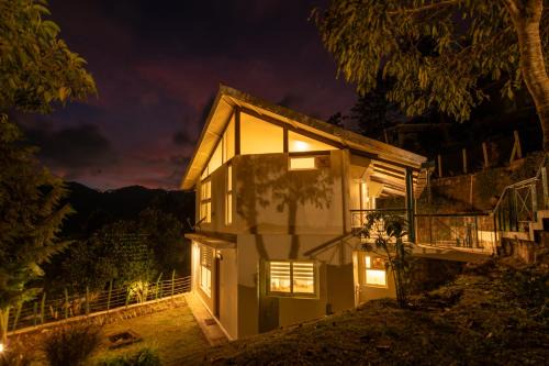 Kotagiri Villa | SaffronStays Valleyfall