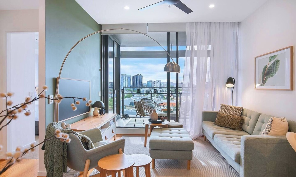 Newstead Apartment | Sage Bloom Elegant Newstead Stay with Shared Pool