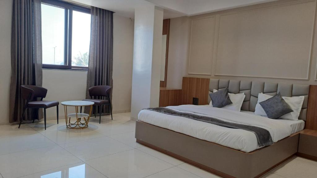 Satara Hotel | Sai Inn