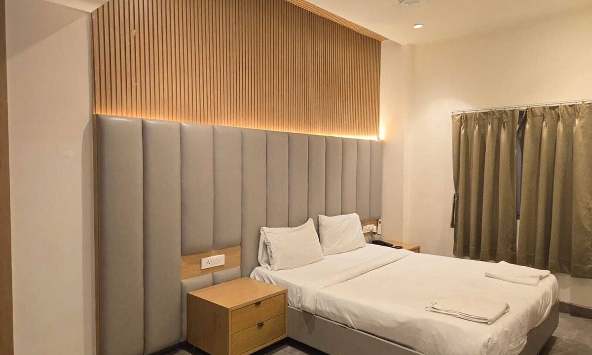 Miyapur Hotel | Sai Madhura A Luxury Hotel