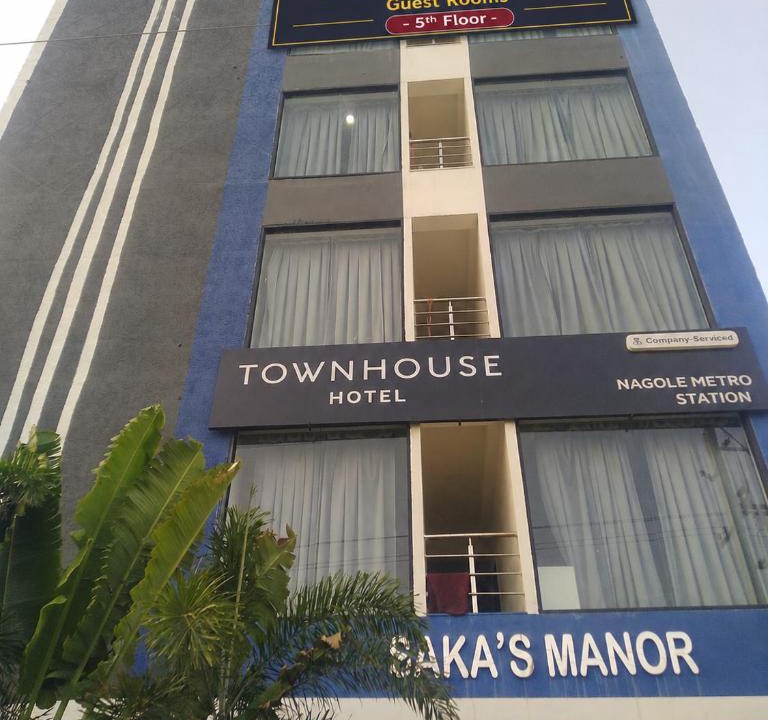 Hyderabad Bed & Breakfast | Sakas Manor Guest Rooms
