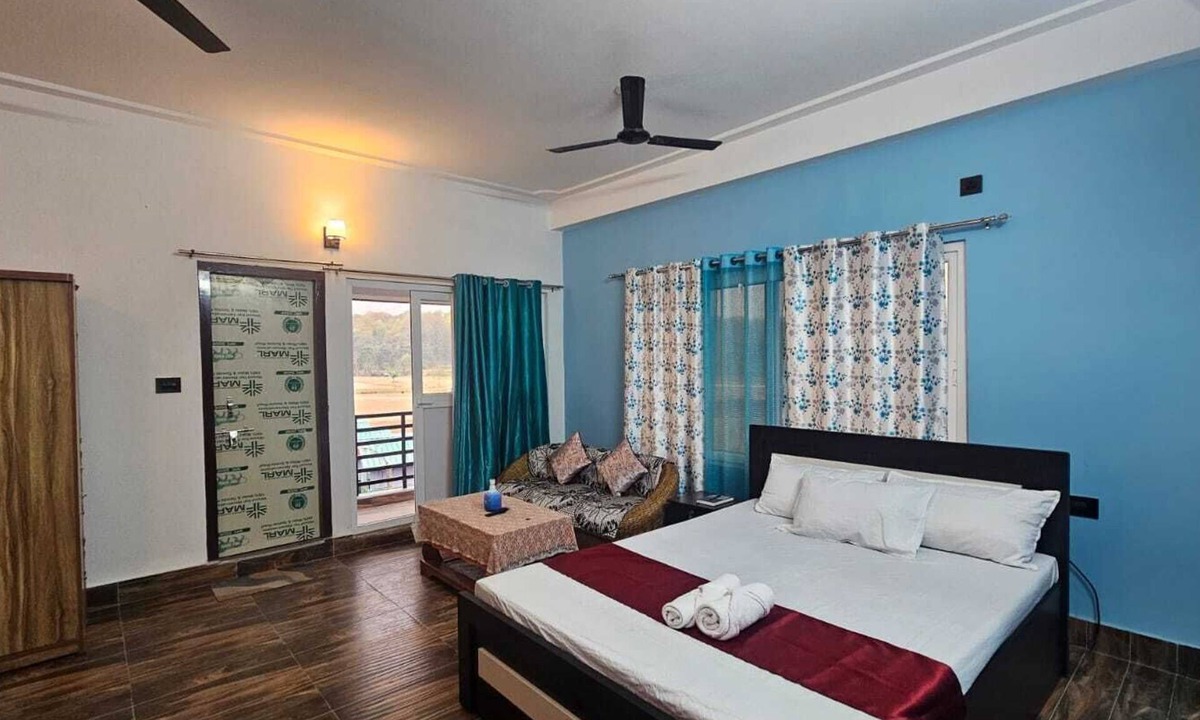 Jalpaiguri Hotel | Sambhav Homestay By Tenzin