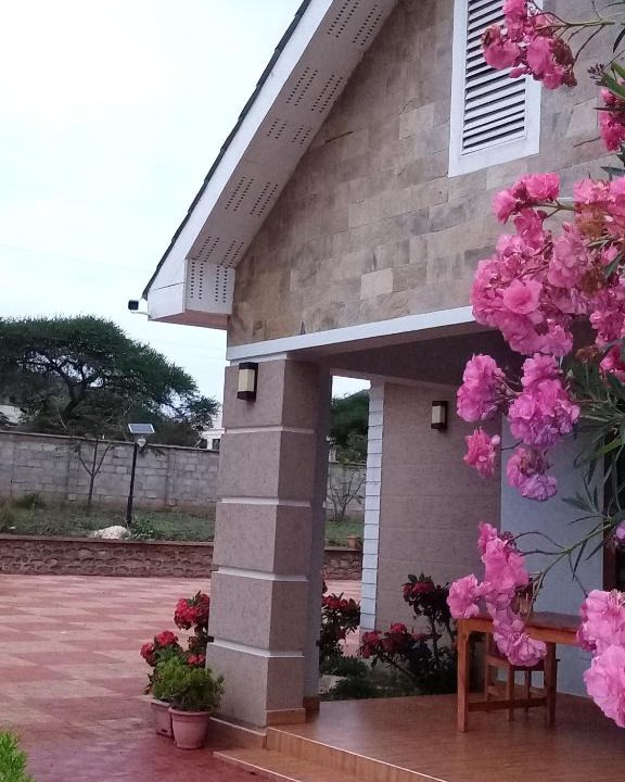 Same House | Same Harmony Hideaway